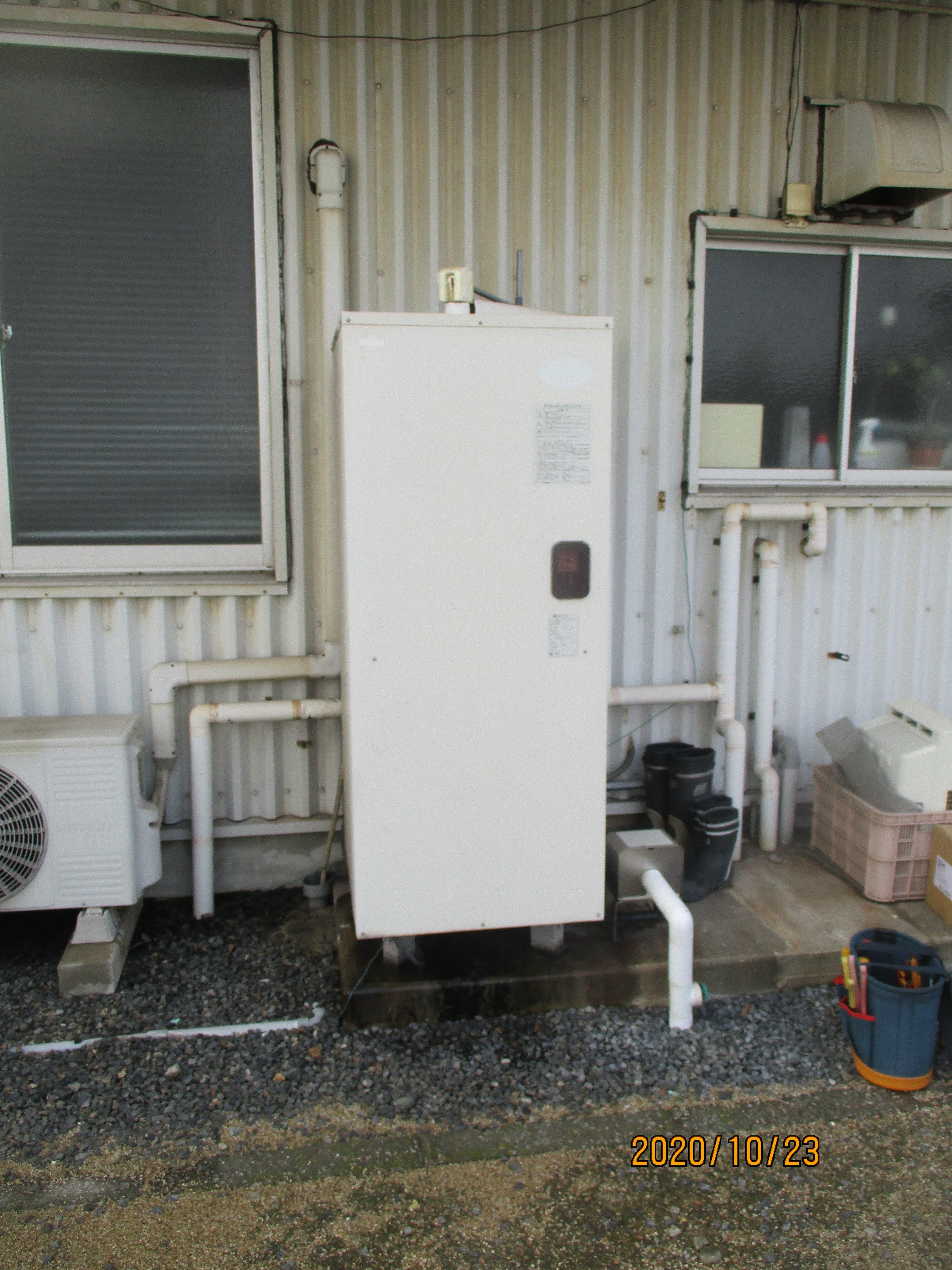 工業施設温水器施工前